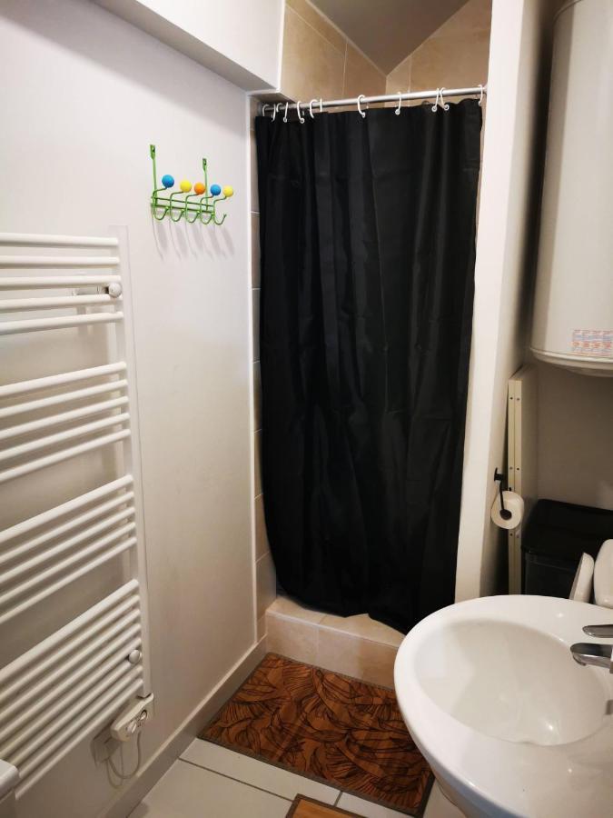 Appartement 4-6 Personnes A Proximite Des Stations Et Grands Cols Saint Avre la Chambre Exterior foto